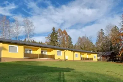 Image de Apartment yellow \"Schau zum See\" No. 4 - Ferienwohnungen Lipnik