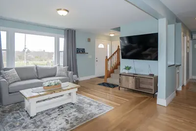 Image de Renovated 2 Bed Private Home Newport-Middletown Sleeps 6