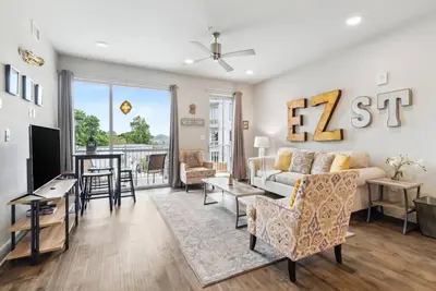 Image de Lovely Condo in the Bywater. Great Nola Location!