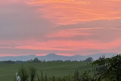 Image de Blue Ridge Bunkhouse Rv Rental on Homestead