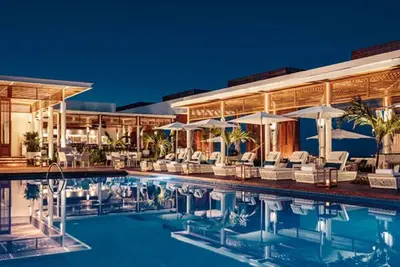 Image de Grand Luxxe Loft+ 50% Discount Golf + 2 for1 Massage Package! !