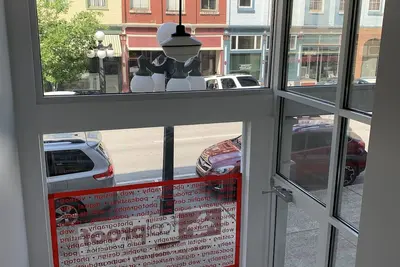 Image de Bing’s Downtown Guest Suite on Main