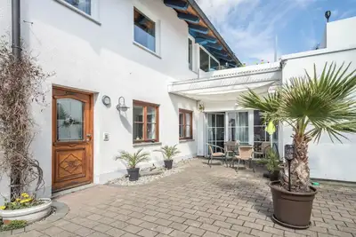 Image de Appartement de vacances baigné de lumière Relax avec terrasse et Wlan