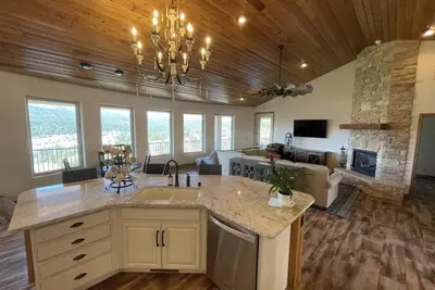 Image de Lovely 3-Bed overlooking Cree Meadows/Sierra Blanca