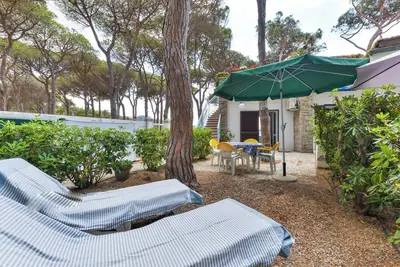 Image de Appartement \"Villa Fantagali 502\" près de la plage avec jardin et Wi-Fi
