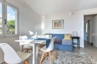 Image de Appartement Villa Fantagali près de la plage avec vue sur la mer, terrasse et Wi-Fi.