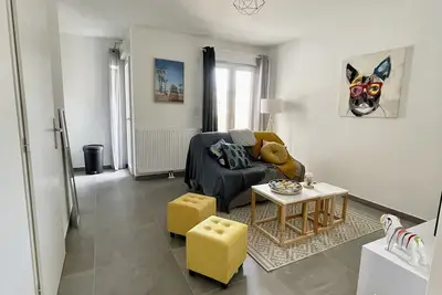 Image de Magnifique studio neuf à 5/10min de la plage et du centre ville + Parking