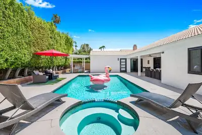 Image de Modern Villa 6bd 4bath Pool House 30 Day Min