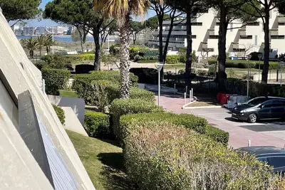 Image de Studio climatisé 4 pers avec piscine et parking à Port Camargue