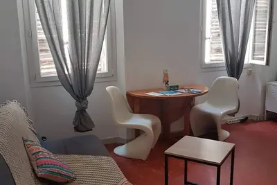 Image de Appartement 57 m2 à 200 mètres du Port de Toulon