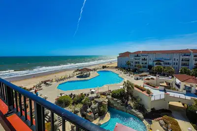 Image de 411-B Villa Capriani: Ocean Views & Beach Bliss!
