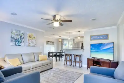 Image de Cozy 3/2 in Orange Park, Pet Friendly.