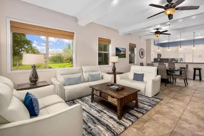 Image de Includes Mauna Lani Beach Club Pass. Kulalani 1805