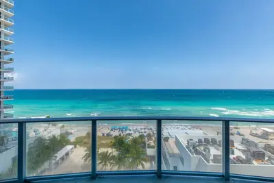Image de 701 Hyde Beach, Luxury Great Ocean Front 2 Bed 2 Bath