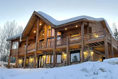 Image de Best Mtn/Lake views! ! ! Lodge on esteemed Lakeside Drive! Hot tub! Fido friendly!