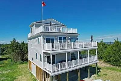 Image de Laughter Beach House! Life, Love, Laughter & Incredible Views