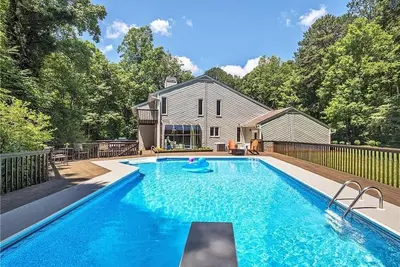 Image de Secluded Oasis in Asheville! Game Room, Movie Theater, and Hot Tub * 20 min to Biltmore!