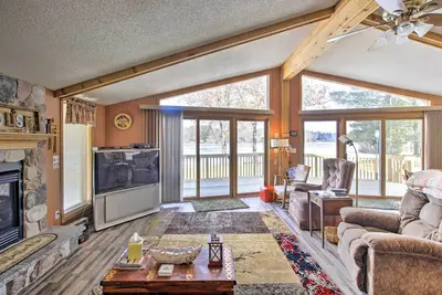 Image de Waterfront Friendship Home w\/ Private Pier!