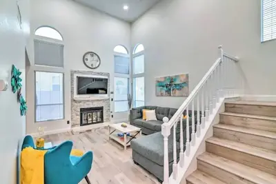 Image de Peaceful & Spacious 3bd/2. 5ba Getaway Home