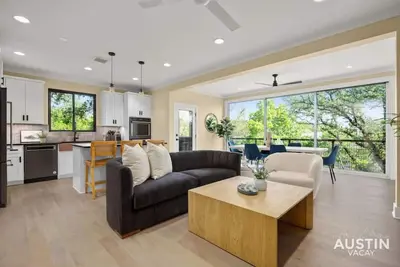 Image de Stunning! Two Living Rooms & 3-Room Primary Suite!