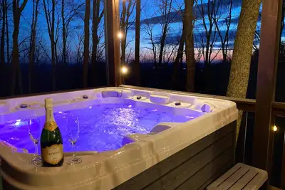 Image de Mtn Cabin Sleeps 10 - Camping & Fishing - Family Vacay & Outdoor Adventures