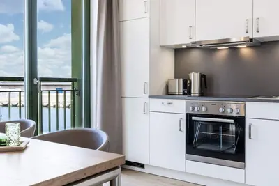 Image de Family-friendly apartment for 4 people in a prime harbor location in Wismar - Krusespeicher