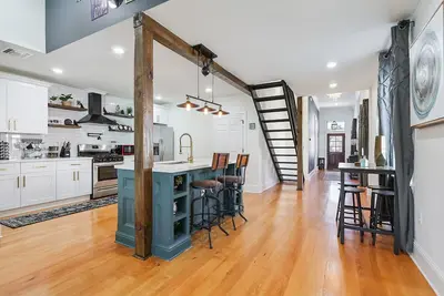 Image de Spacious&New 3 Br House, Free parking, near treme