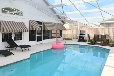 Image de Villa with private heated pool