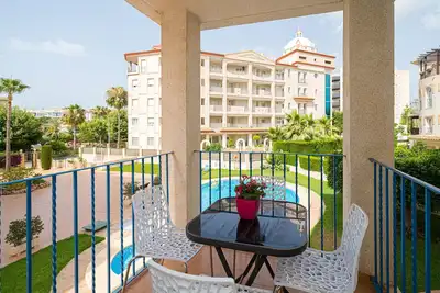 Image de Appartement \"Bulevar Spaniahome\" avec piscine, jardin, climatisation & Wi-Fi