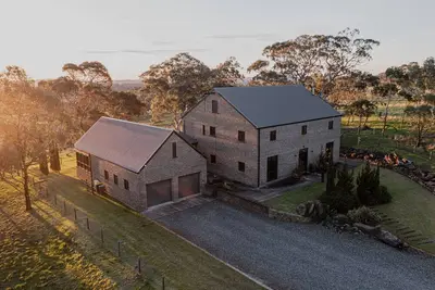 Image de “47 Woolshed Road” Adelaide Hills rural farmhouse & retreat