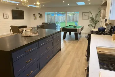 Image de Luxury 2022 fully remodeled in Calabasas