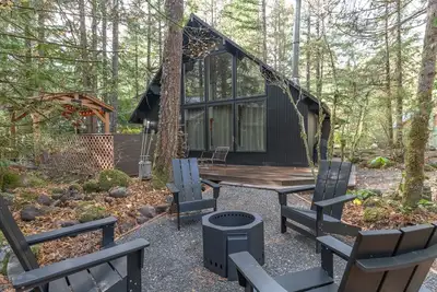Image de Special 3rd night free stay before May 23rd! Hot tub