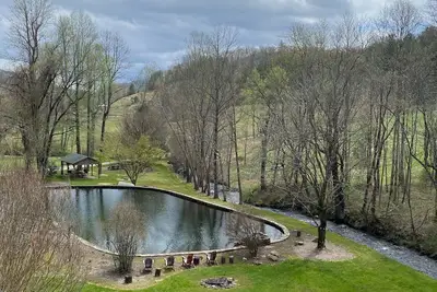 Image de North Ga Mountain Paradise Natural Swimming Pool and Stream