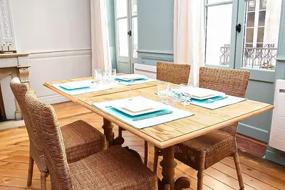 Image de La Rousselle - Bel appartement douillet Ă deux pas de la Garonne
