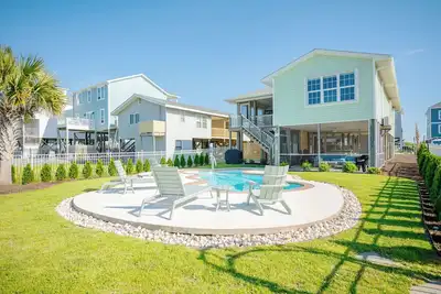 Image de Mermaid Manor: Ocean View Home with Private Pool, Close to Beach Access