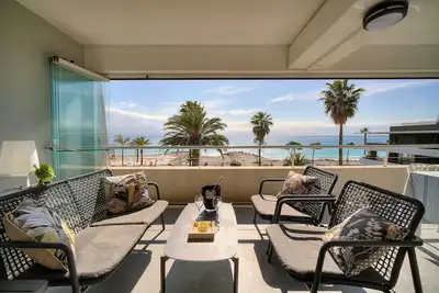 Image de Cannes Luxury Rental - Superbe appartement en front de mer