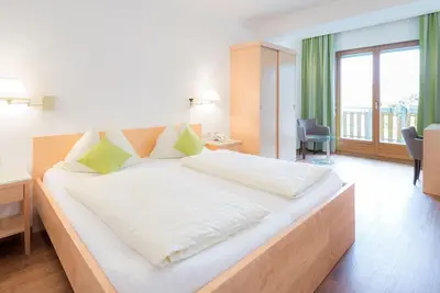 Image de Double room Comfort plus - Golf-Tennis-Wellnesshotel Mori