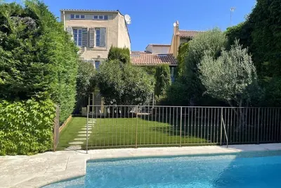 Image de Charmante maison de village avec piscine et terrasse ombragée