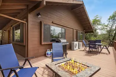 Image de Bass Lake House|Boat Slip|Bbq| Fire Pit |3/2