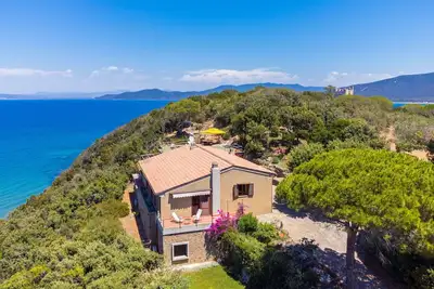 Image de Belle maison de vacances privée avec Wifi, climatisation, Tv, terrasse, animaux admis et parking