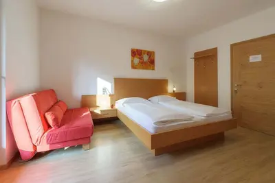 Image de Appartement de vacances Rasnerhof - Tschigat avec vue sur montagne, balcon et Wi-Fi