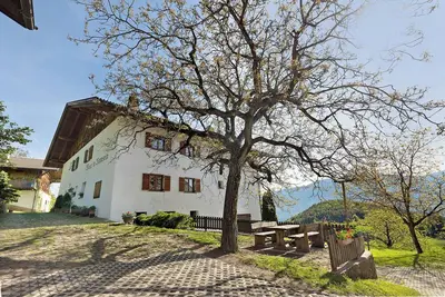 Image de Appartement 'Moar im Rumsein - Saltenblick' avec vue sur les montagnes, Wi-Fi et jardin