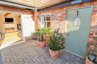 Image de The Pine, pet friendly, with hot tub in Burgh Le Marsh