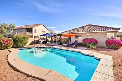 2 Mi to State Farm Stadium: Phoenix Retreat