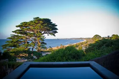 Image de 3 for 2 in winter! Emanjay: Walk to Beach, Million Dollar Bay Views! Mineral Spa