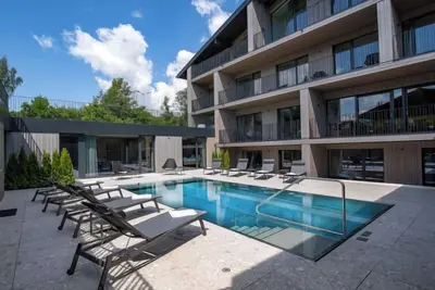 Emma Deluxe Aparthotel by Interhome