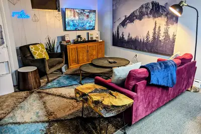 Image de 🏯Hip fully furnished apartment minutes from downtown Reading🏯