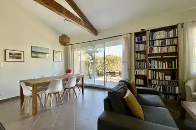 Image de La Poétique - Maison climatisée avec 3 chambres!