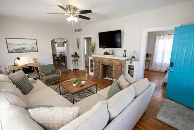 Image de Cozy 2bd Near Hospital - Sleeps 4