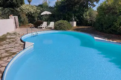 Image de Logement dans villa à Valbonne, piscine, parking, calme, du samedi au samedi